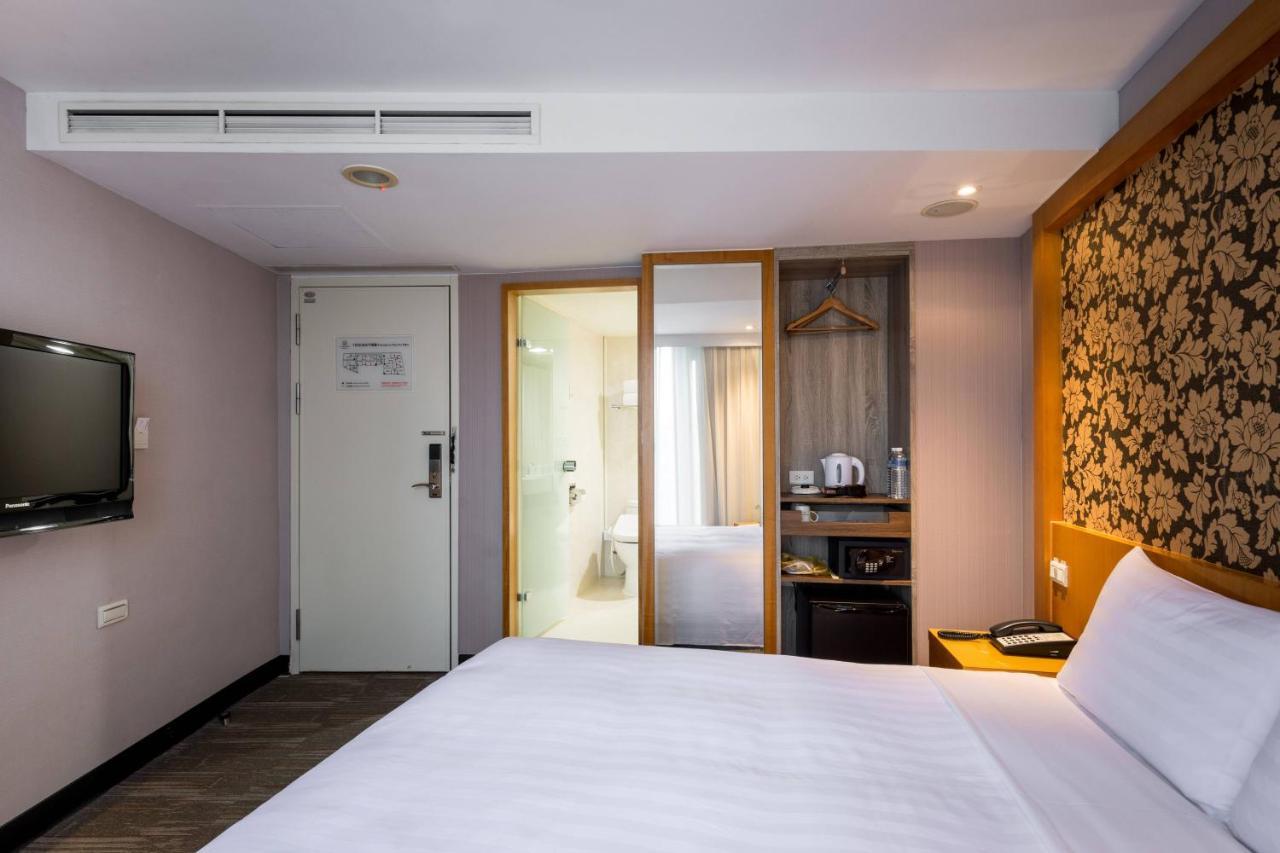 Quarantine Hotel - Hotel B Taipei Esterno foto