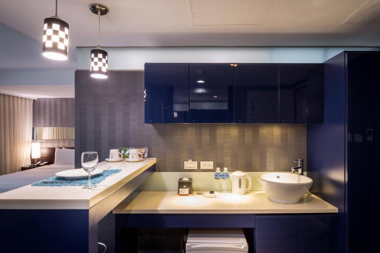 Quarantine Hotel - Hotel B Taipei Esterno foto